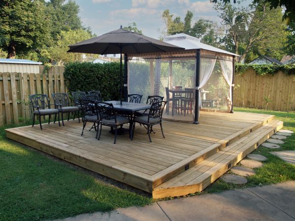 Floating Deck Installation in San Rafael