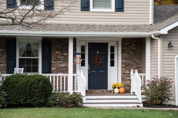 Cost of Front Deck Construction in San Rafael
